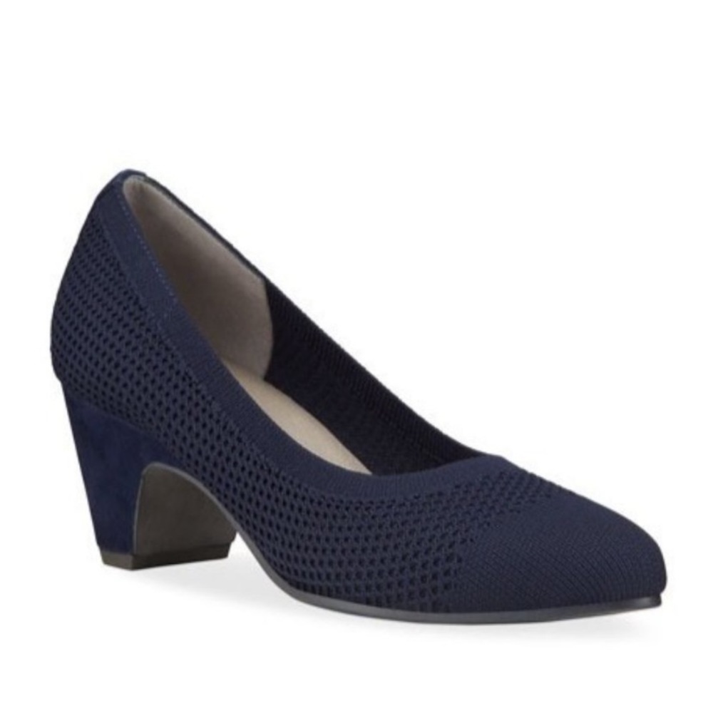 NWT Eileen Fisher Kiss Stretch Fabric Block Heel Pumps in Navy Size 8.5